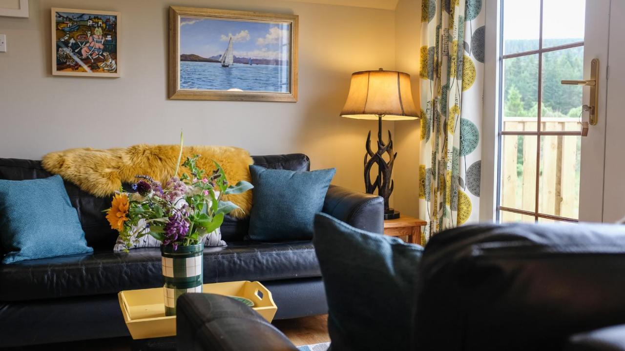 Tanar View Apartment Aboyne Bagian luar foto