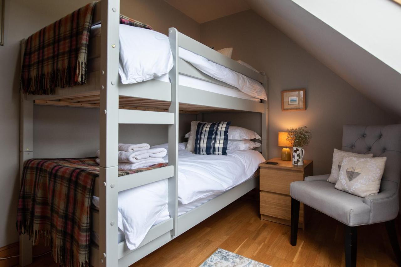Tanar View Apartment Aboyne Bagian luar foto